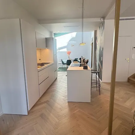 Holiday home Luxe-bord De Mer-hyper Centre Art Deco *