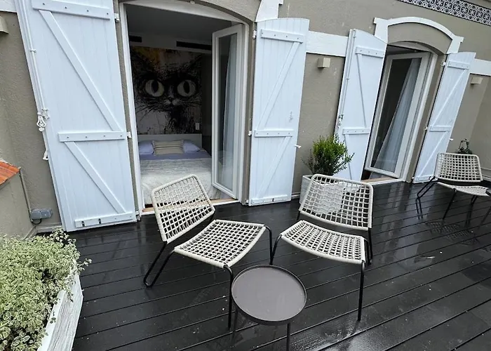 Hébergement de vacances Luxe-bord De Mer-hyper Centre Art Deco